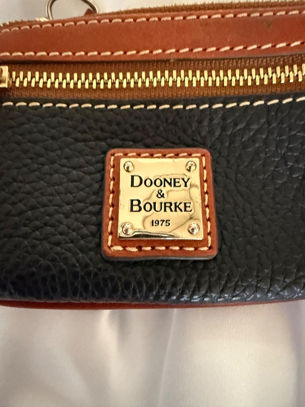 Dooney & Bourke Pebble Grain Leather Small Coin Case Black/Brown - Picture 4 of 7
